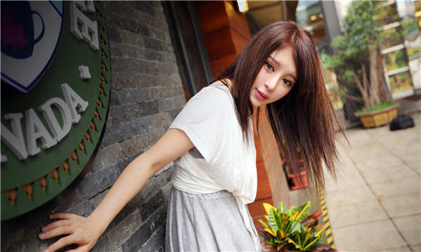 象山想找一个女性生孩子给报酬-｛找个女人生孩子多少钱｝